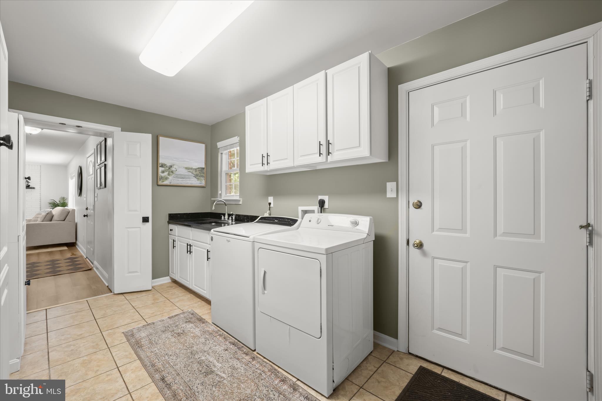 3045 Holland Cliffs Road Huntingtown, MD 20639 - Photo 33 of 94 Main Level Laundry