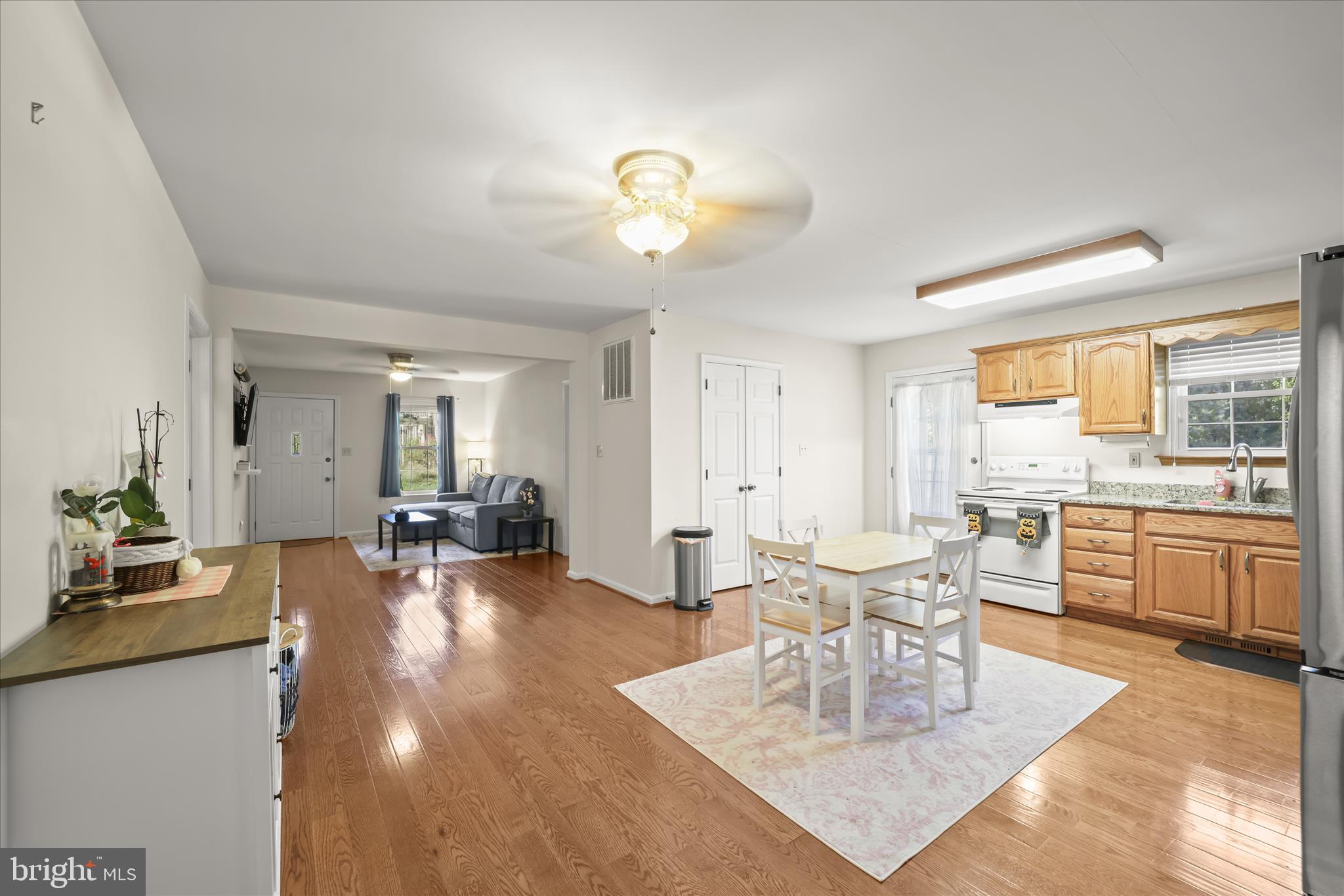3045 Holland Cliffs Road Huntingtown, MD 20639 - Photo 35 of 94 In-Law Suite Kitchen