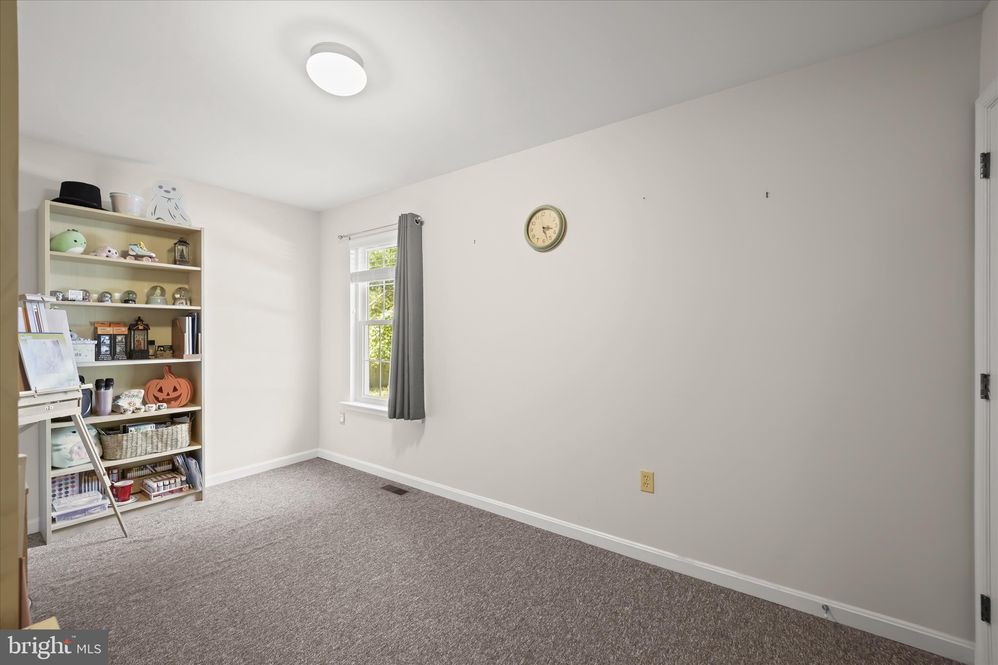 3045 Holland Cliffs Road Huntingtown, MD 20639 - Photo 39 of 94 In-Law Suite Bedroom 1