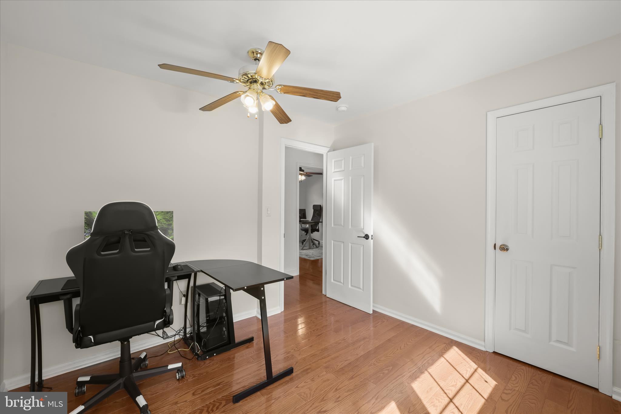 3045 Holland Cliffs Road Huntingtown, MD 20639 - Photo 72 of 94 Upstairs Bedroom 3