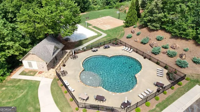 an aerial view of a house having outdoor space