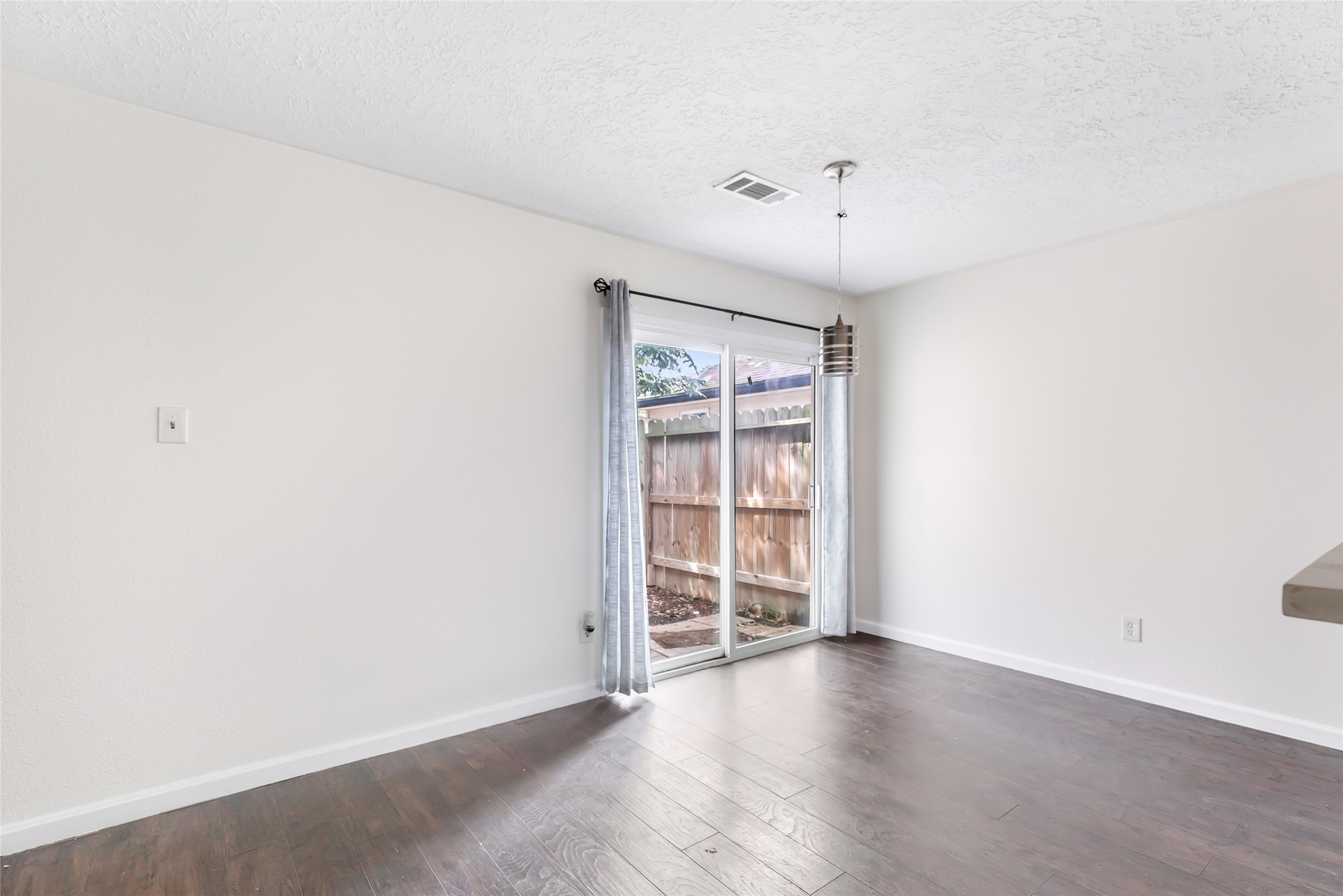 2810 Spring Dusk Drive Spring, TX 77373 - Photo 16 of 30 an empty room with cabinet and windows