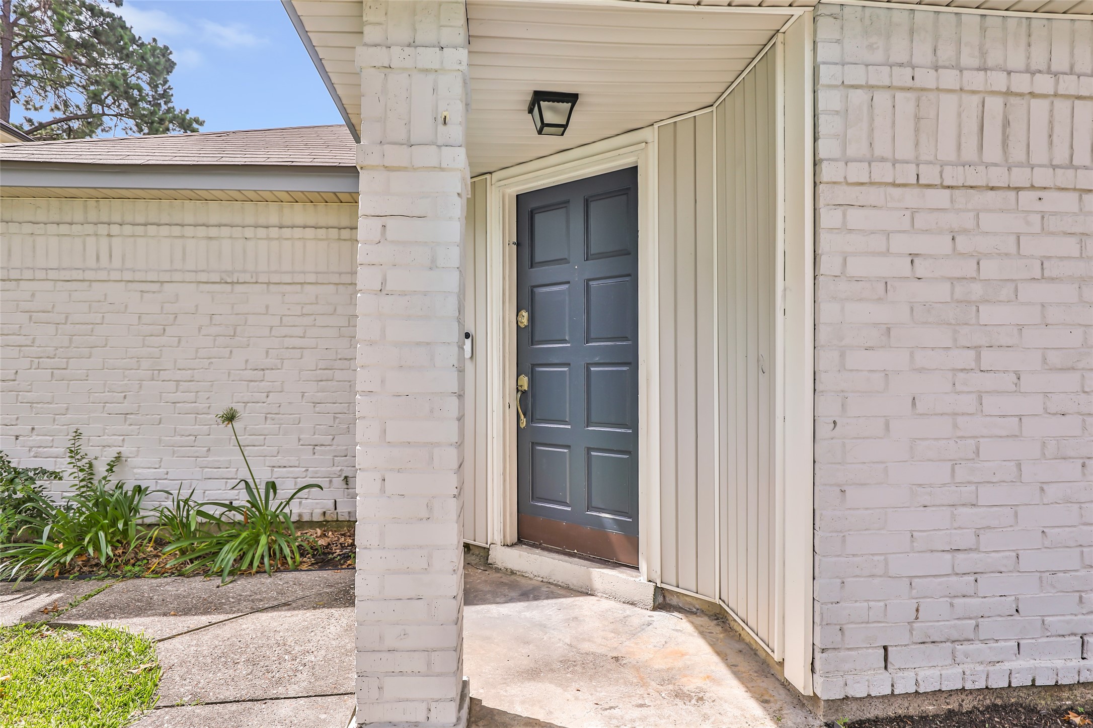 2810 Spring Dusk Drive Spring, TX 77373 - Photo 3 of 30 a view of a entryway door front of house