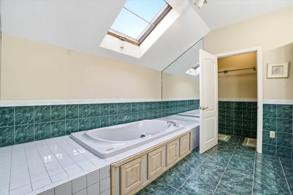 $552,500 | 47 Drew Woods Drive, Derry, NH 03038