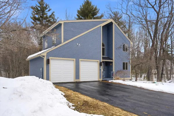 $552,500 | 47 Drew Woods Drive, Derry, NH 03038