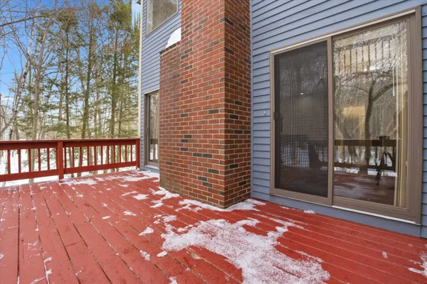 $552,500 | 47 Drew Woods Drive, Derry, NH 03038