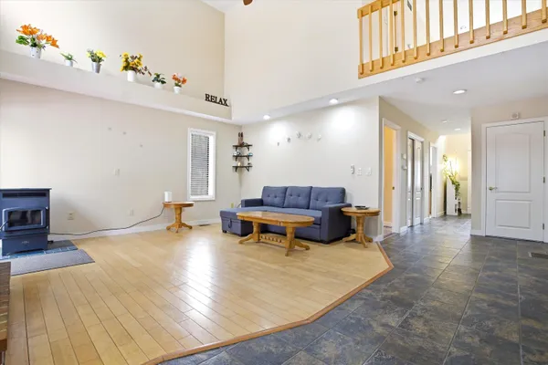 $552,500 | 47 Drew Woods Drive, Derry, NH 03038