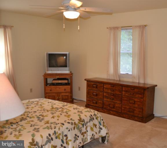 412 Walnut Drive Annapolis, MD 21403 - Photo 3 of 22 Bedroom (Master)