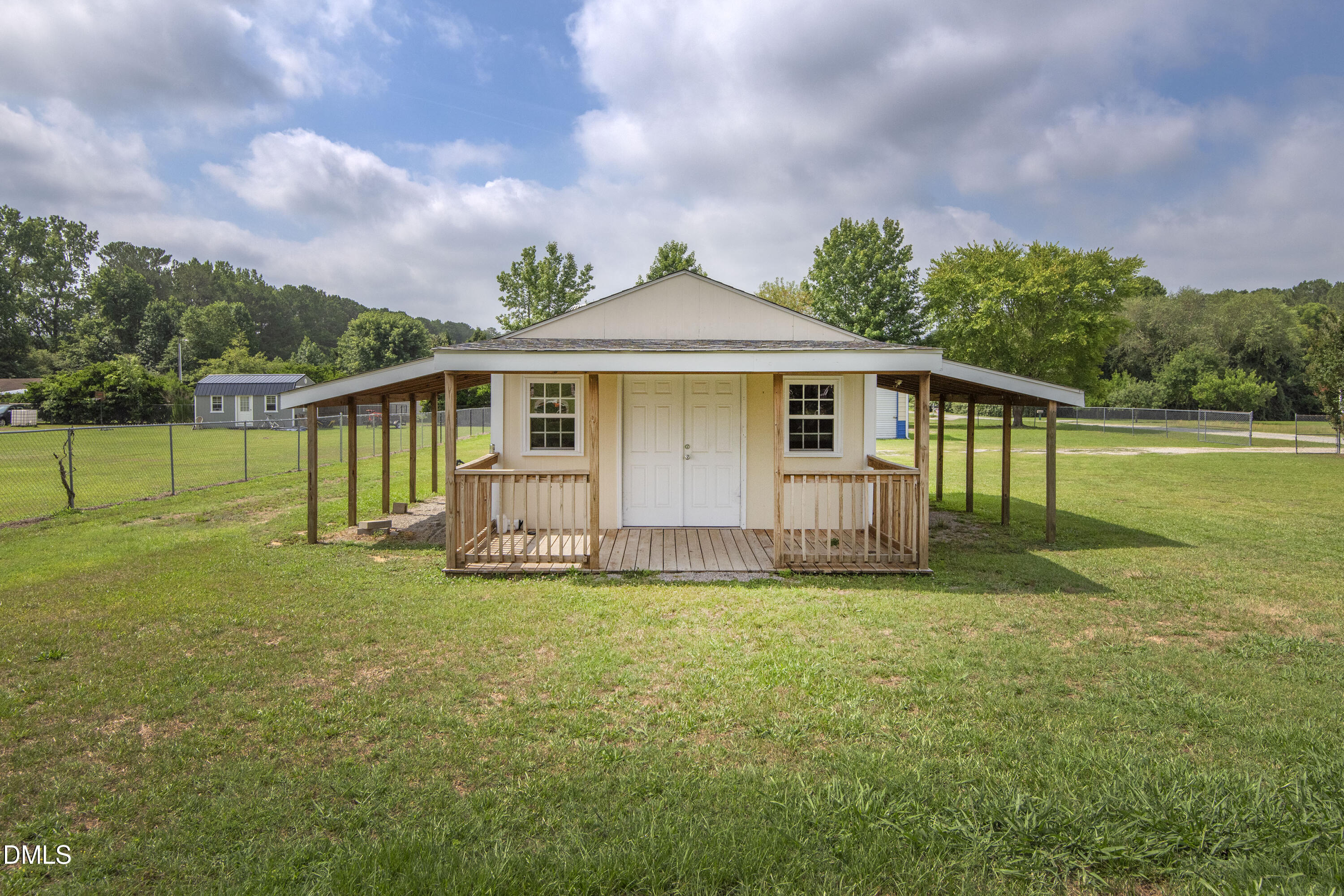 41 Stable Road Tarboro, NC 27886 - Photo 10 of 37