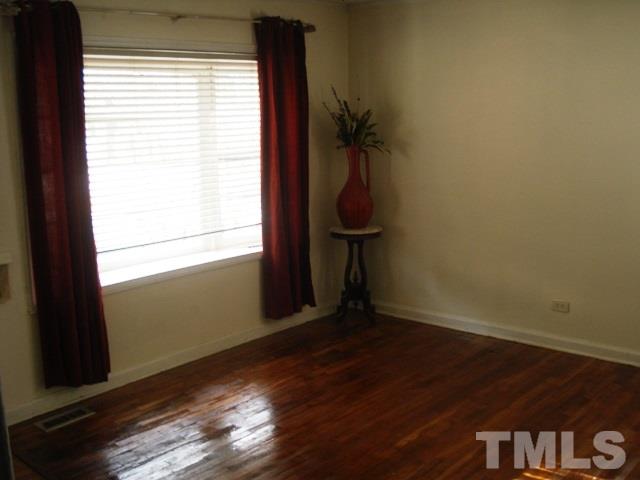 826 Ridgeway Avenue Durham, NC 27701 - Photo 3 of 16 Gallery Image 3