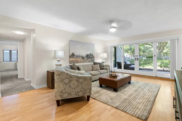 $499,900 | 1100 Salem Street, Unit 75, Lynnfield, MA 01940