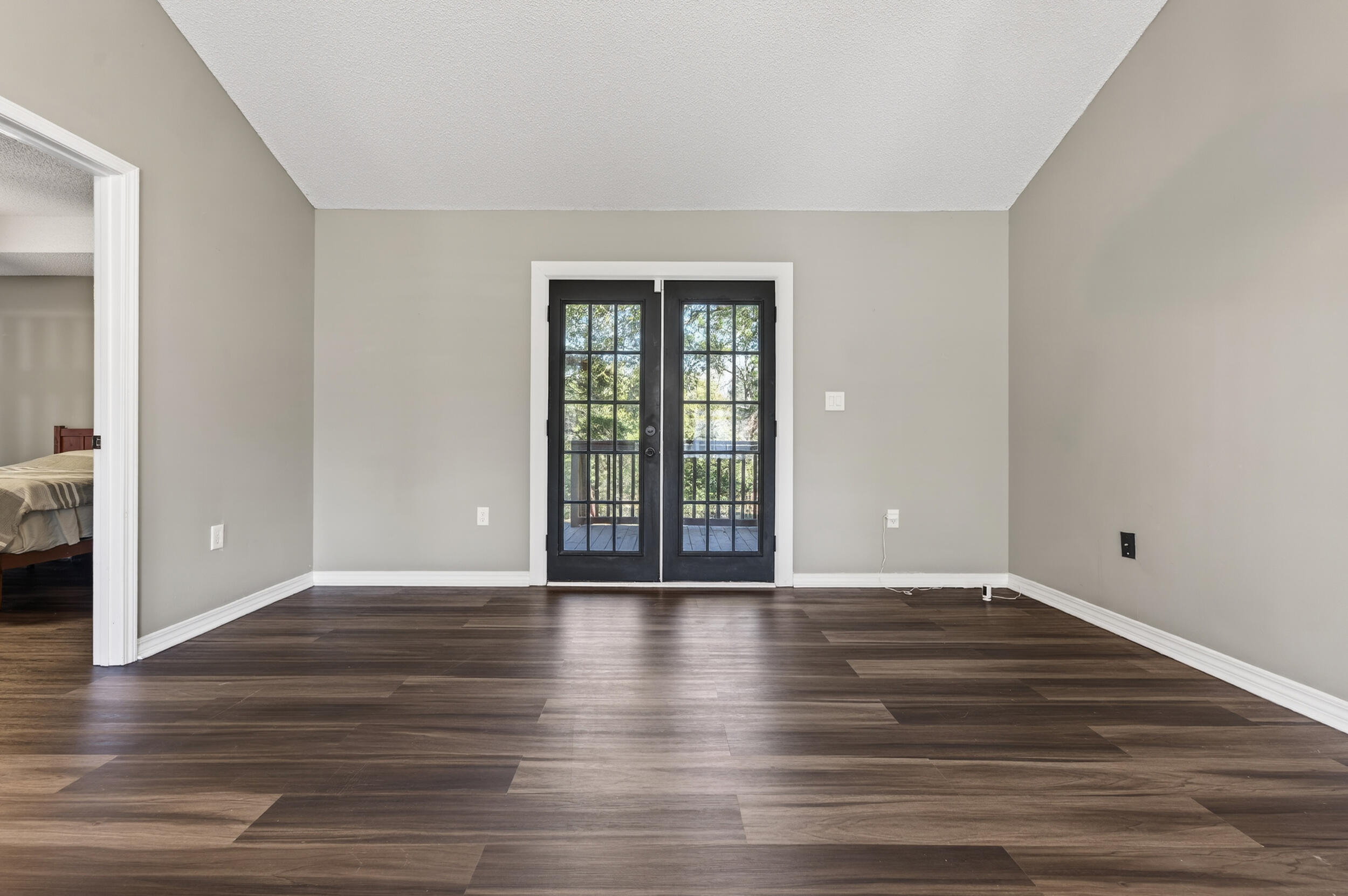 322 Strawbridge Drive Crestview, FL 32539 - Photo 11 of 48 322 strawbridge dr-crestview-11