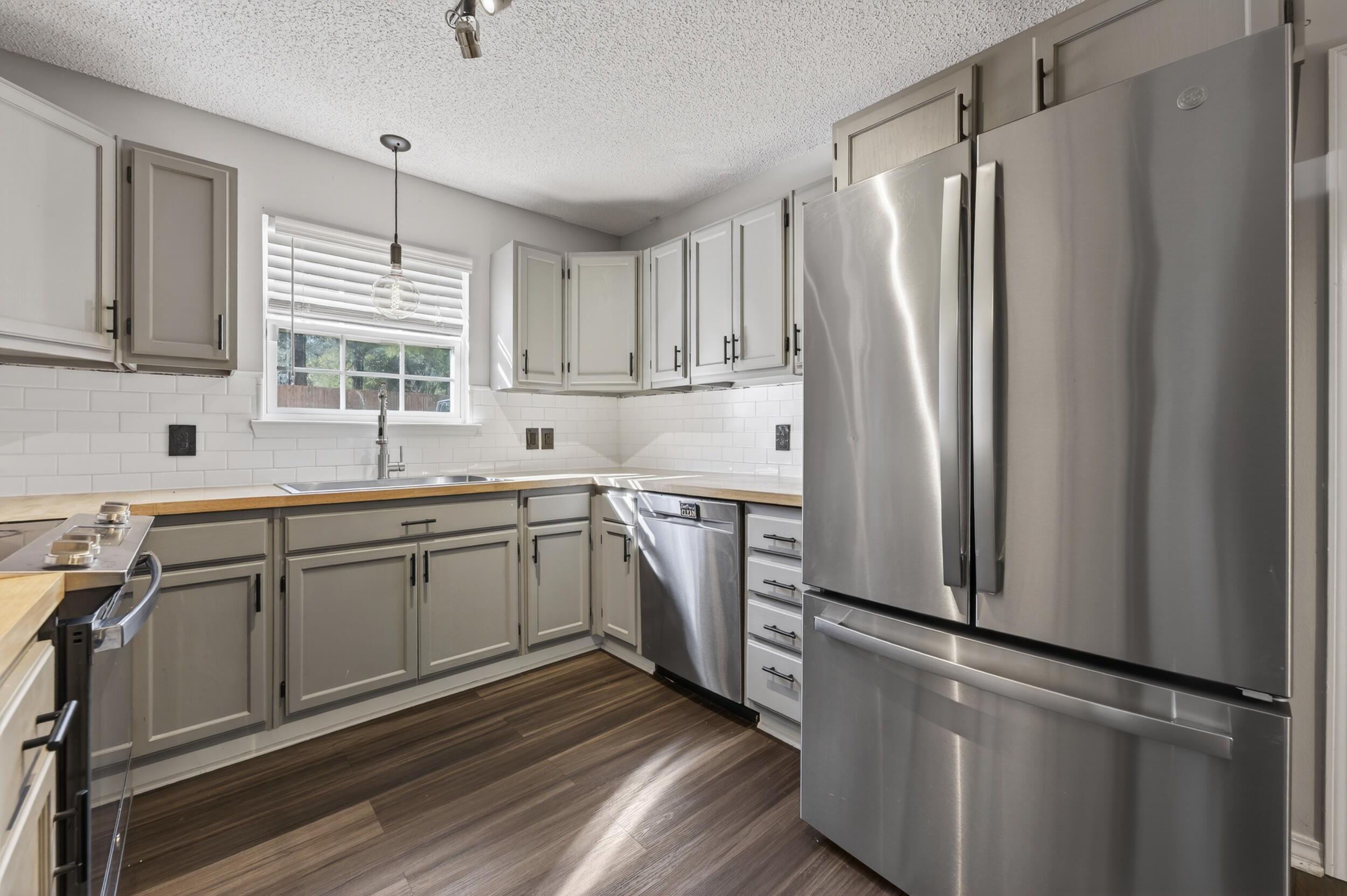 322 Strawbridge Drive Crestview, FL 32539 - Photo 15 of 48 322 strawbridge dr-crestview-15