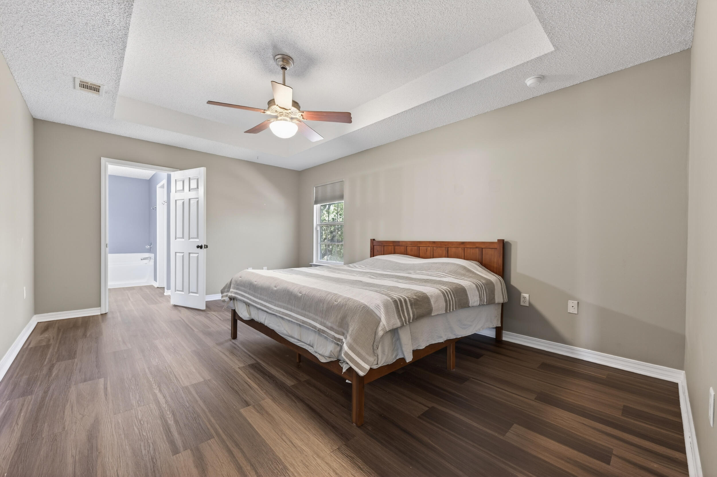 322 Strawbridge Drive Crestview, FL 32539 - Photo 19 of 48 322 strawbridge dr-crestview-19