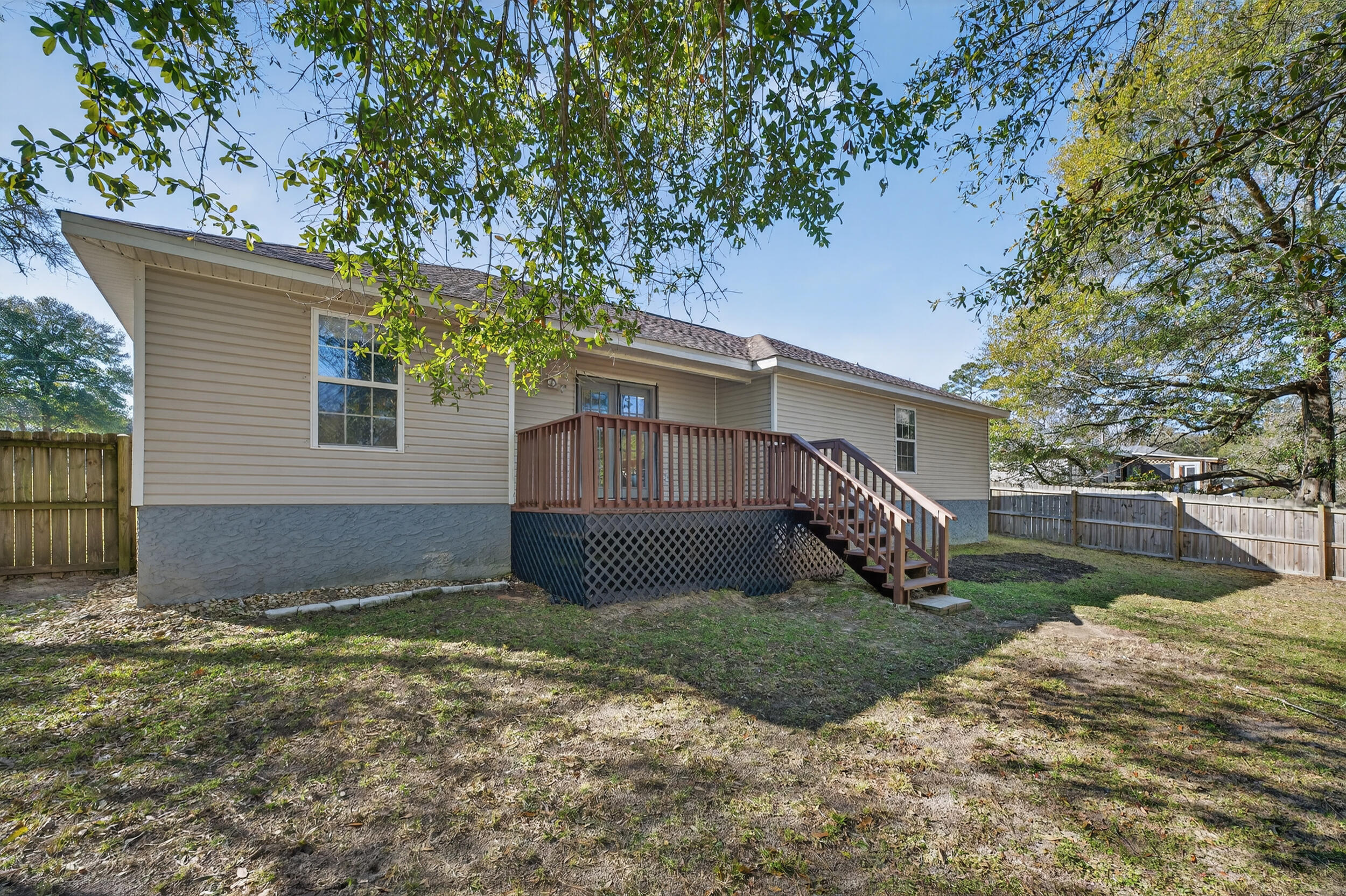 322 Strawbridge Drive Crestview, FL 32539 - Photo 40 of 48 322 strawbridge dr-crestview-40