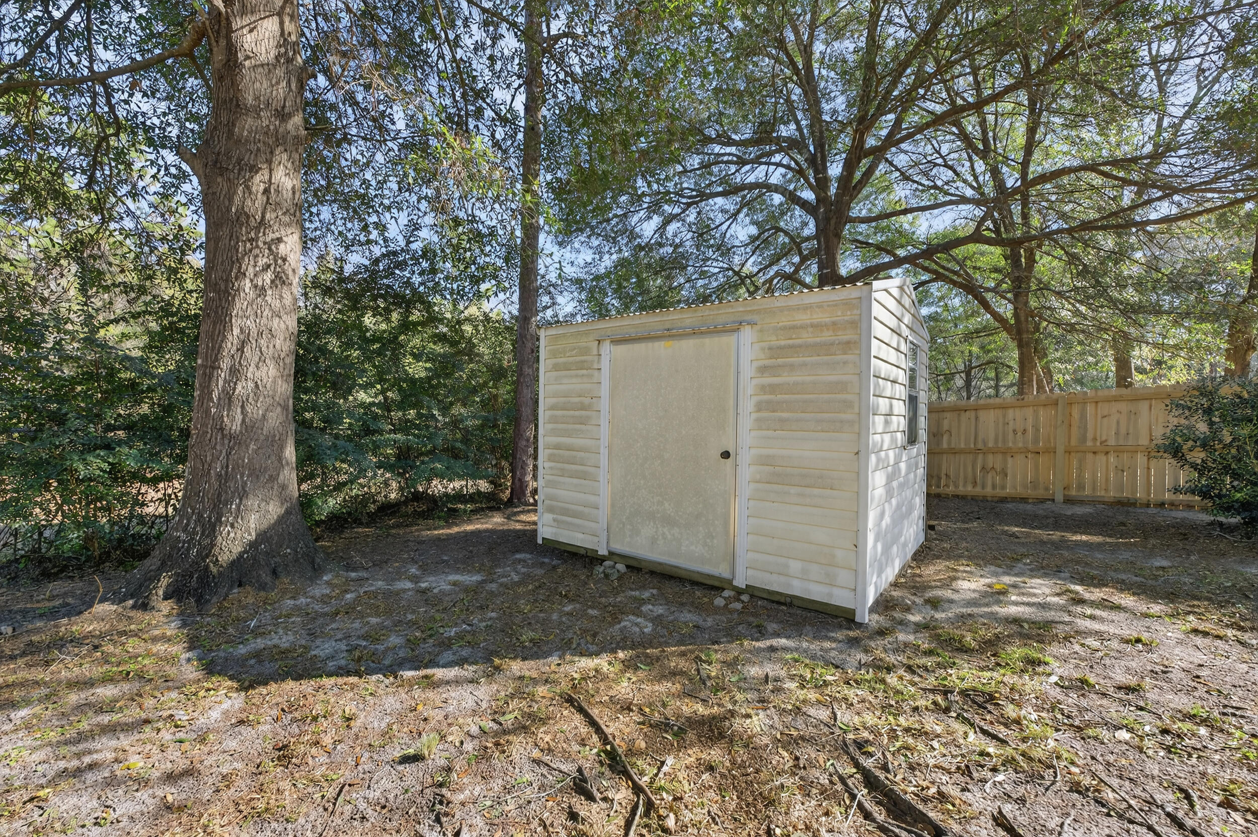 322 Strawbridge Drive Crestview, FL 32539 - Photo 43 of 48 322 strawbridge dr-crestview-43