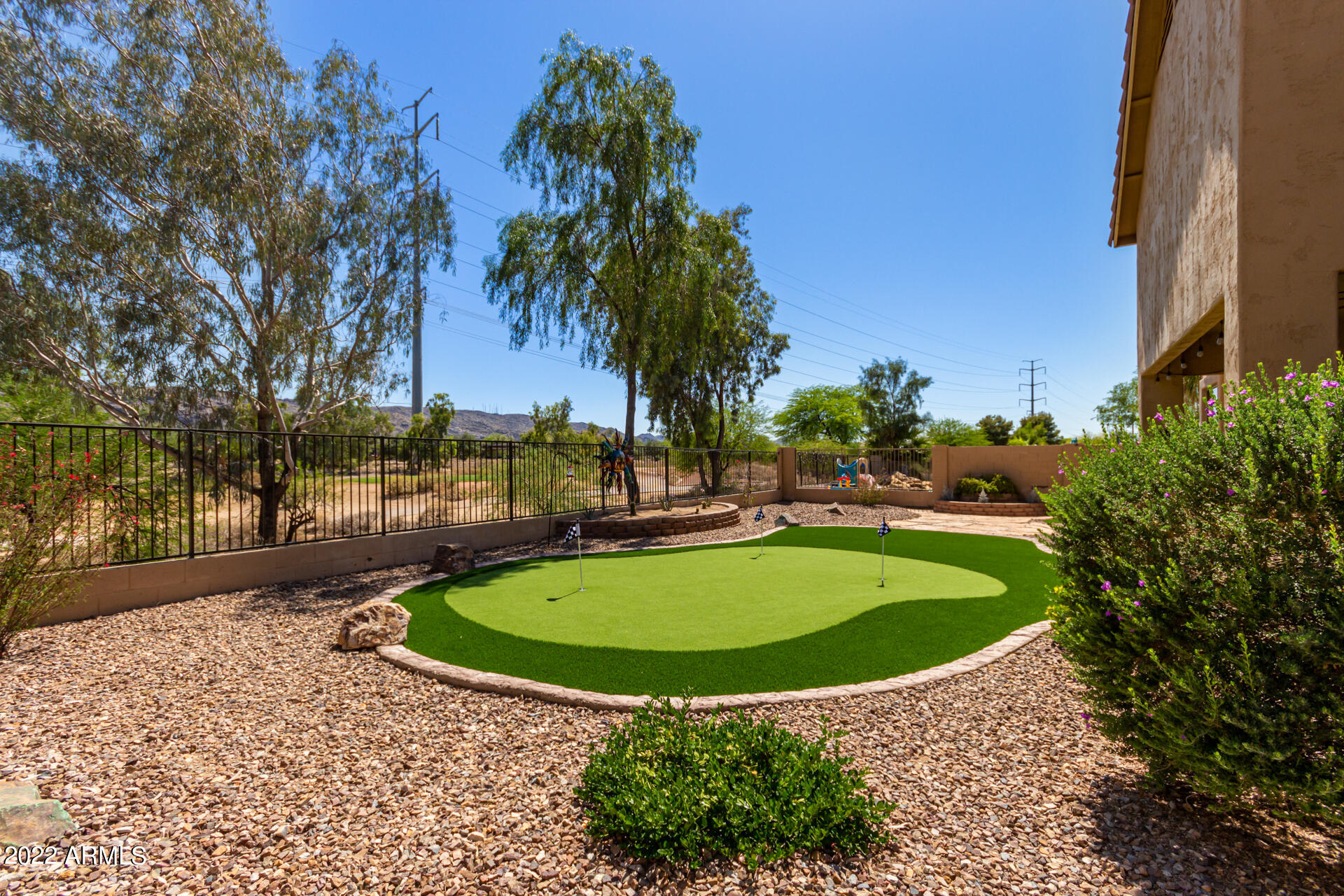 2435 East Fremont Road Phoenix, AZ 85042 - Photo 15 of 32 37-Fremont