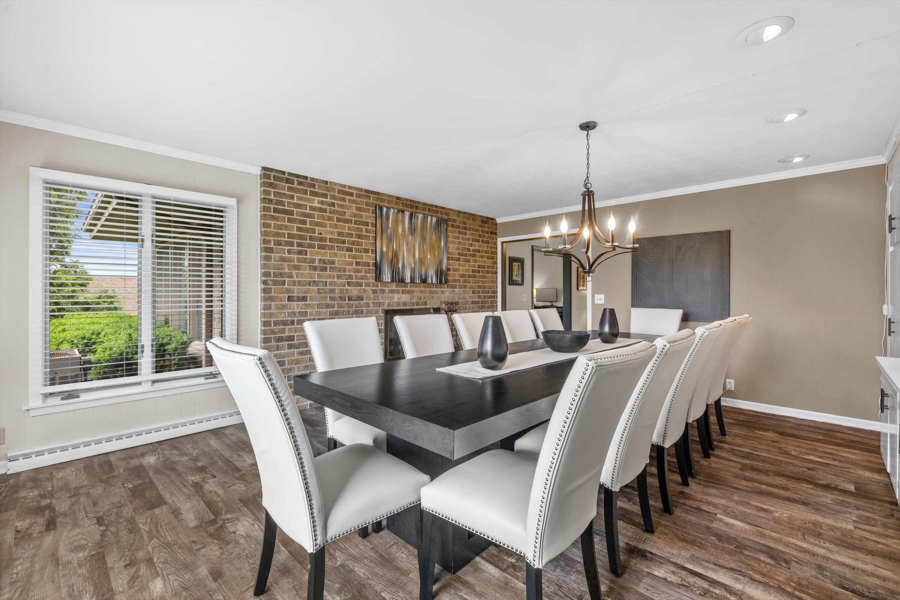 3 Shorewood Court Wind Point, WI 53402 - Photo 11 of 57 Formal Dining room