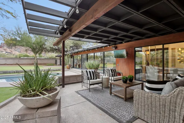 $1,999,999 | 4324 East Stanford Drive, Phoenix, AZ 85018