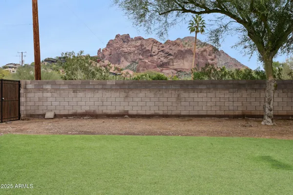 $1,999,999 | 4324 East Stanford Drive, Phoenix, AZ 85018