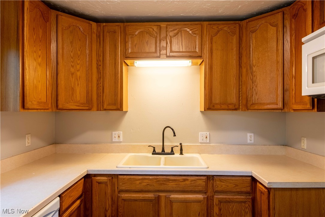 448 Harris Road Richmond Heights, OH 44143 - Photo 15 of 26