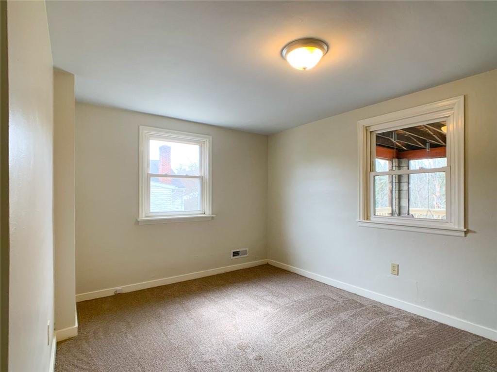 8 Cabindale Drive McKees Rocks, PA 15136 - Photo 12 of 22 Gallery Image 12