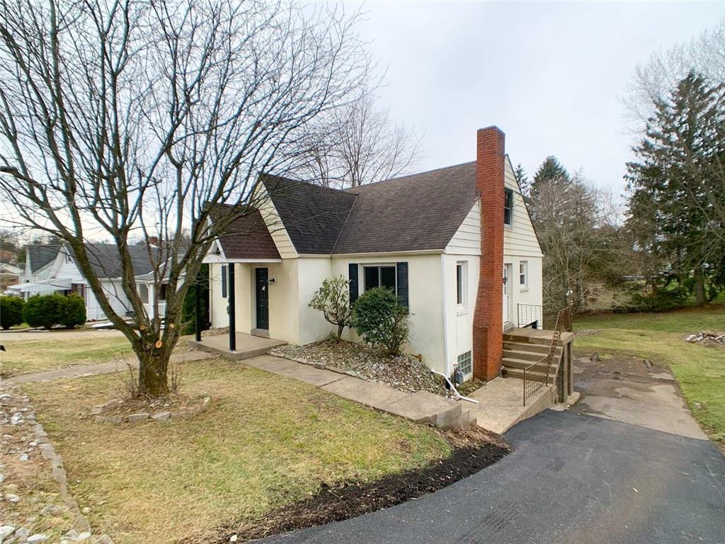 8 Cabindale Drive McKees Rocks, PA 15136 - Photo 2 of 22 Gallery Image 2
