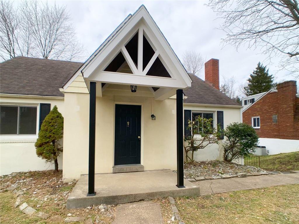 8 Cabindale Drive McKees Rocks, PA 15136 - Photo 5 of 22 Gallery Image 5