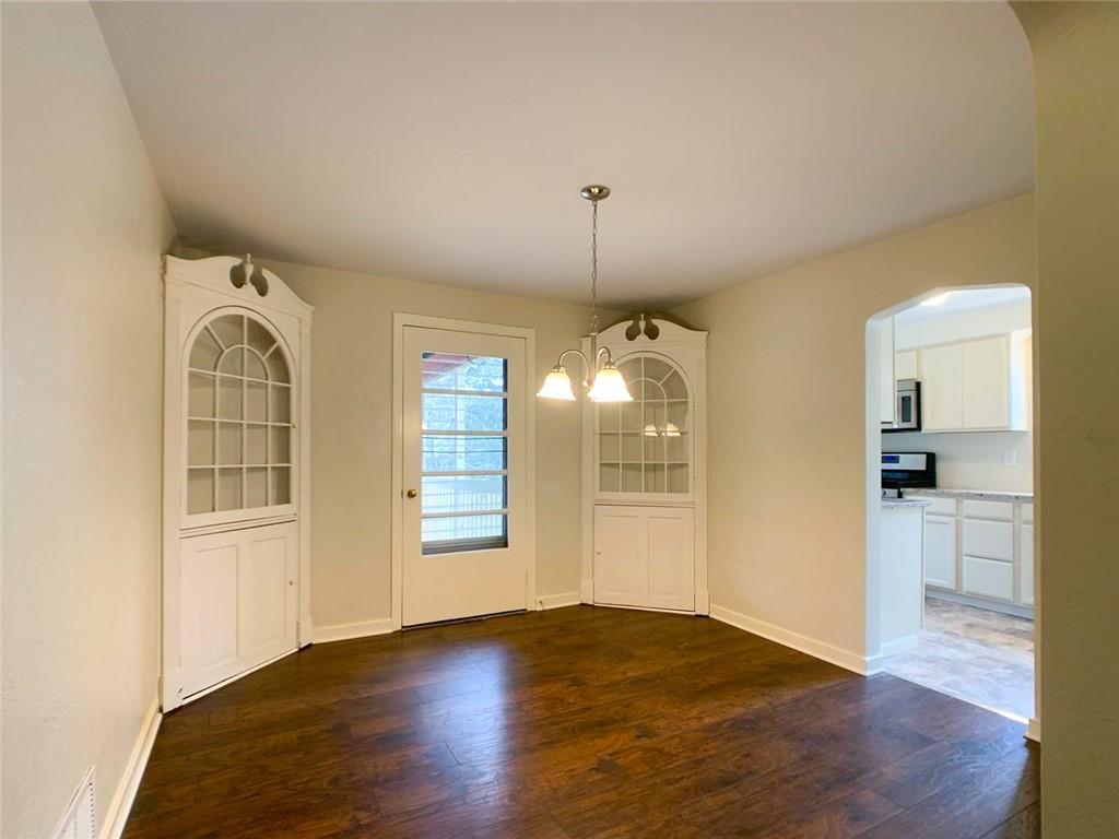 8 Cabindale Drive McKees Rocks, PA 15136 - Photo 9 of 22 Gallery Image 9