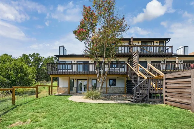 $1,995 | 3205 Mac Arthur Avenue, Unit B, Lago Vista, TX 78645