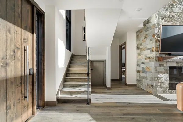 $4,790,000 | 9400 Heartwood Drive, Truckee, CA 96161