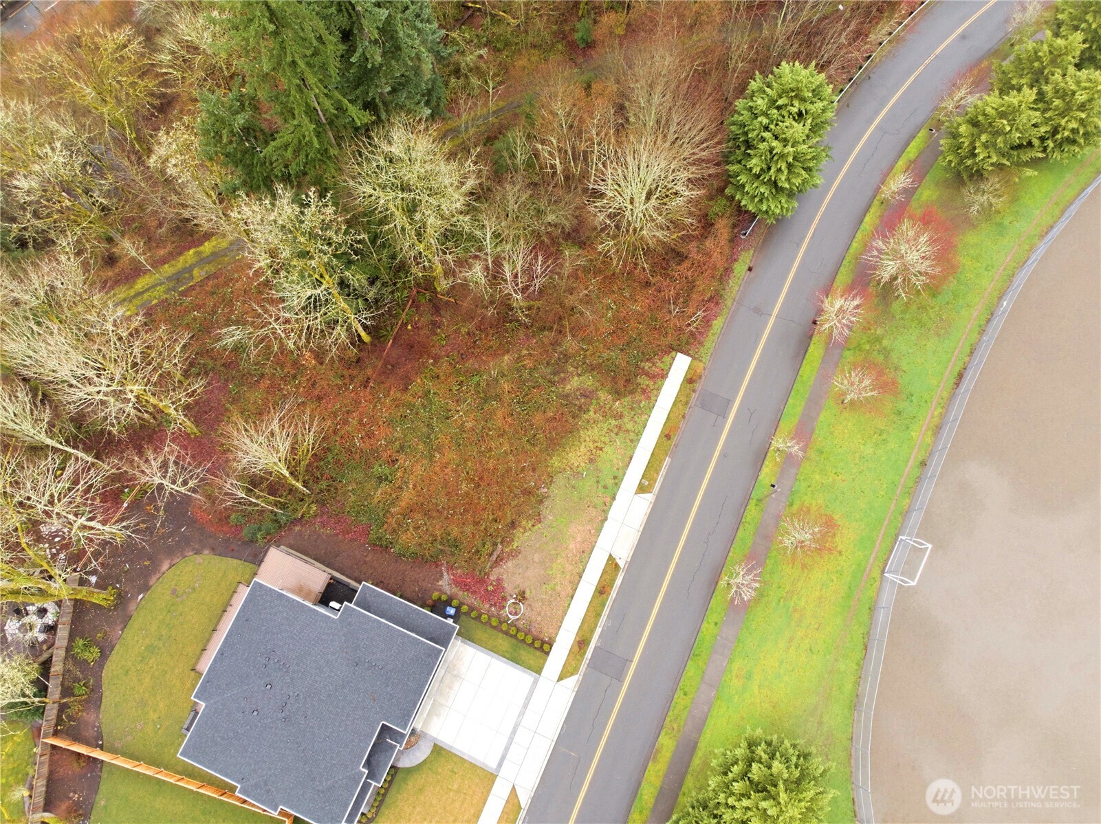 13655 Southeast 88th Way Newcastle, WA 98059 - Photo 16 of 29 a view of a yard