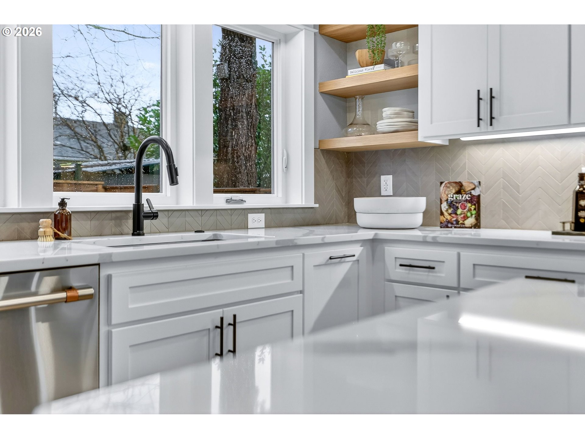 3405 Northeast 56th Avenue Portland, OR 97213 - Photo 20 of 43