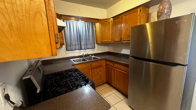 $310,000 | 392 Luella Avenue, Calumet City, IL 60409