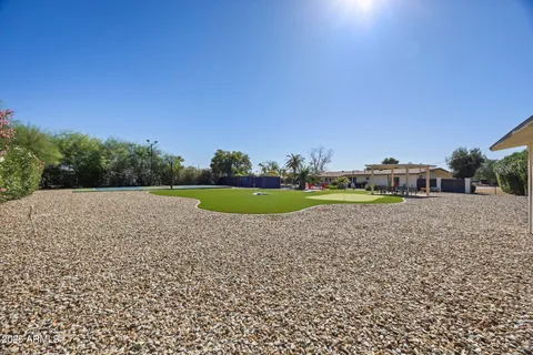 a view of a tennis court