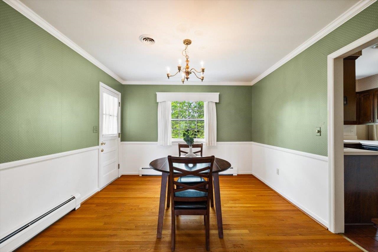 1187 Pinehurst Road Staunton, VA 24401 - Photo 11 of 57 Gallery Image 11