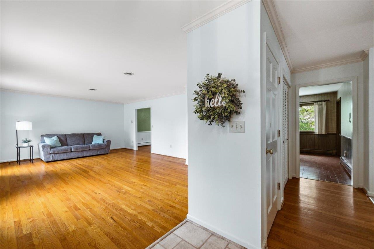 1187 Pinehurst Road Staunton, VA 24401 - Photo 4 of 57 Gallery Image 4