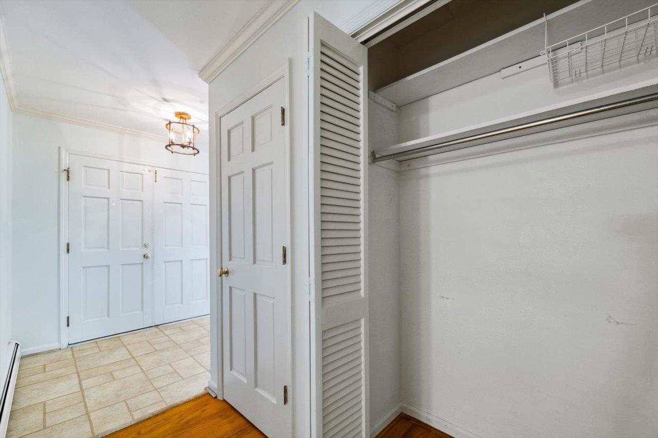 1187 Pinehurst Road Staunton, VA 24401 - Photo 5 of 57 Gallery Image 5