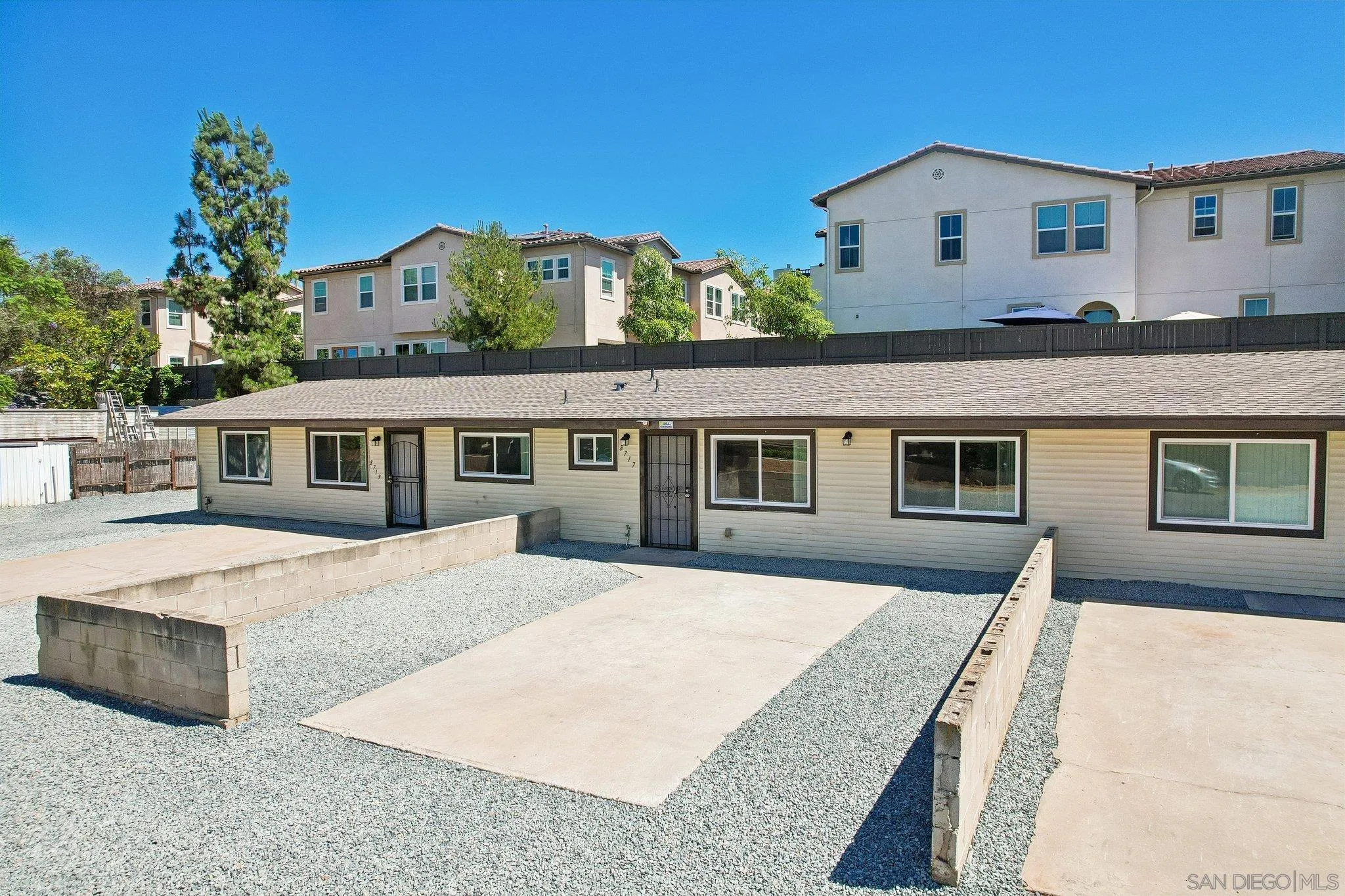 8717 Carribean Way Santee, CA 92071 - Photo 38 of 55