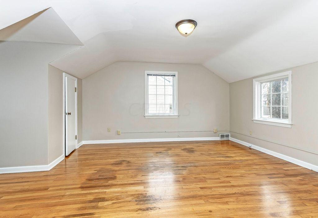 1489 Doone Road Columbus, OH 43221 - Photo 18 of 29 Gallery Image 18