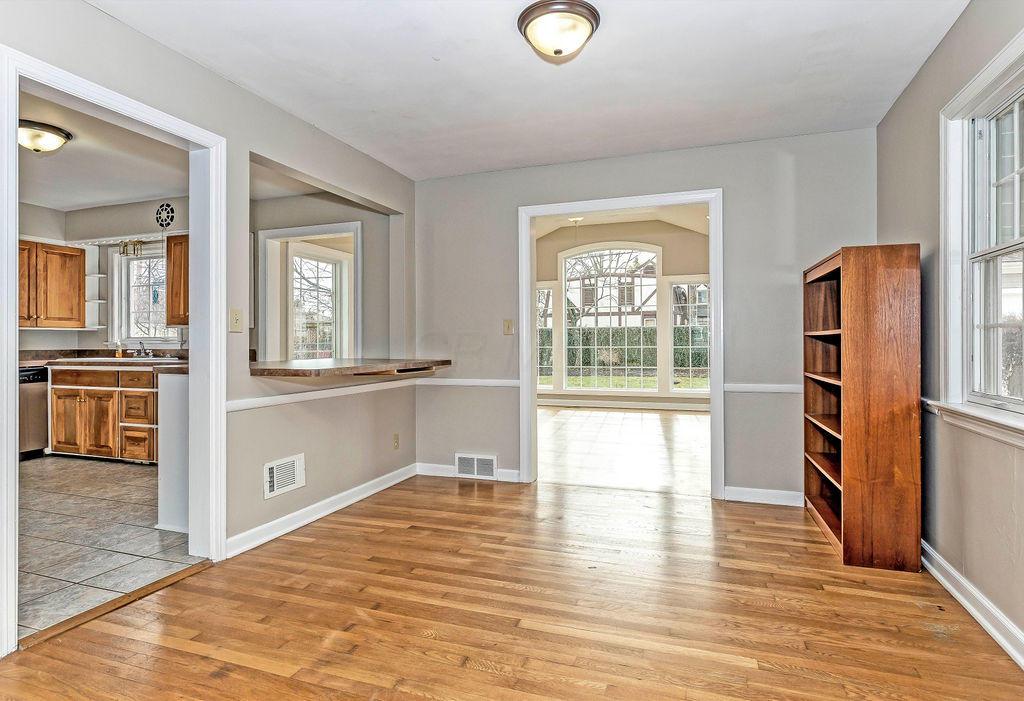 1489 Doone Road Columbus, OH 43221 - Photo 8 of 29 Gallery Image 8