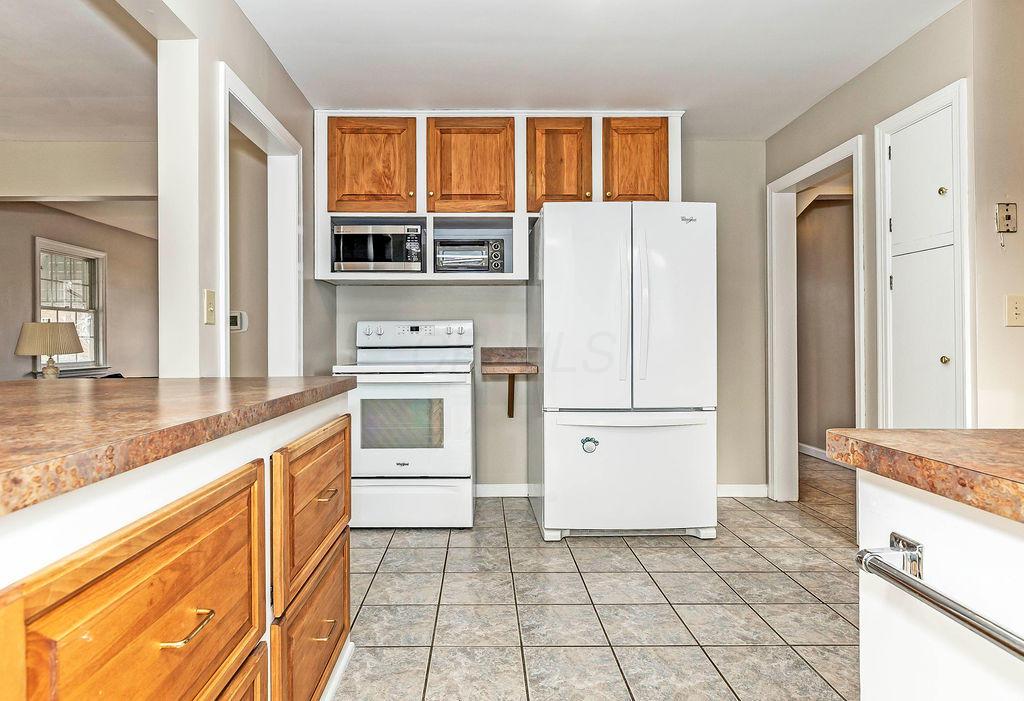 1489 Doone Road Columbus, OH 43221 - Photo 10 of 29 Gallery Image 10