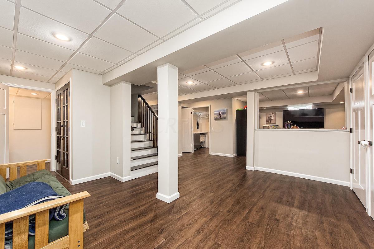 106 South Harding Road Columbus, OH 43209 - Photo 33 of 45
