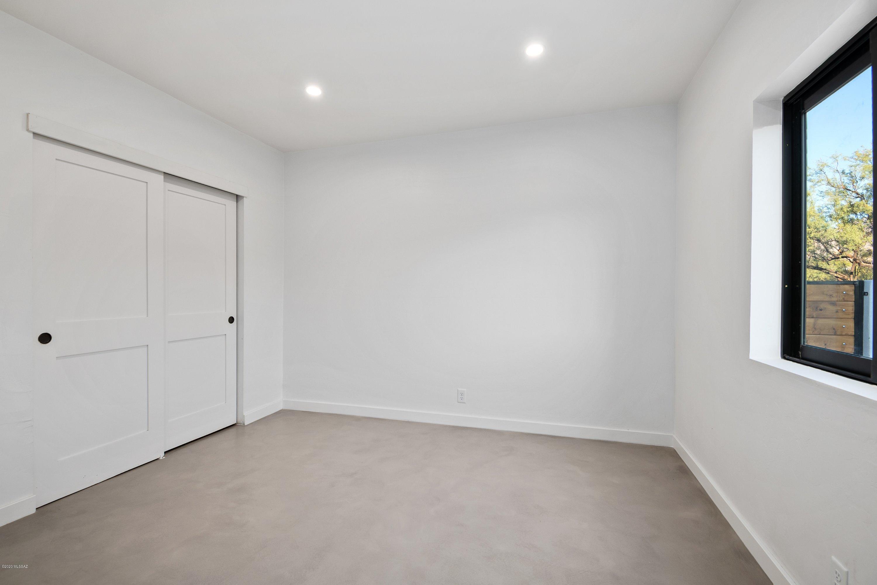 8250 East Rockgate Road Tucson, AZ 85750 - Photo 30 of 46