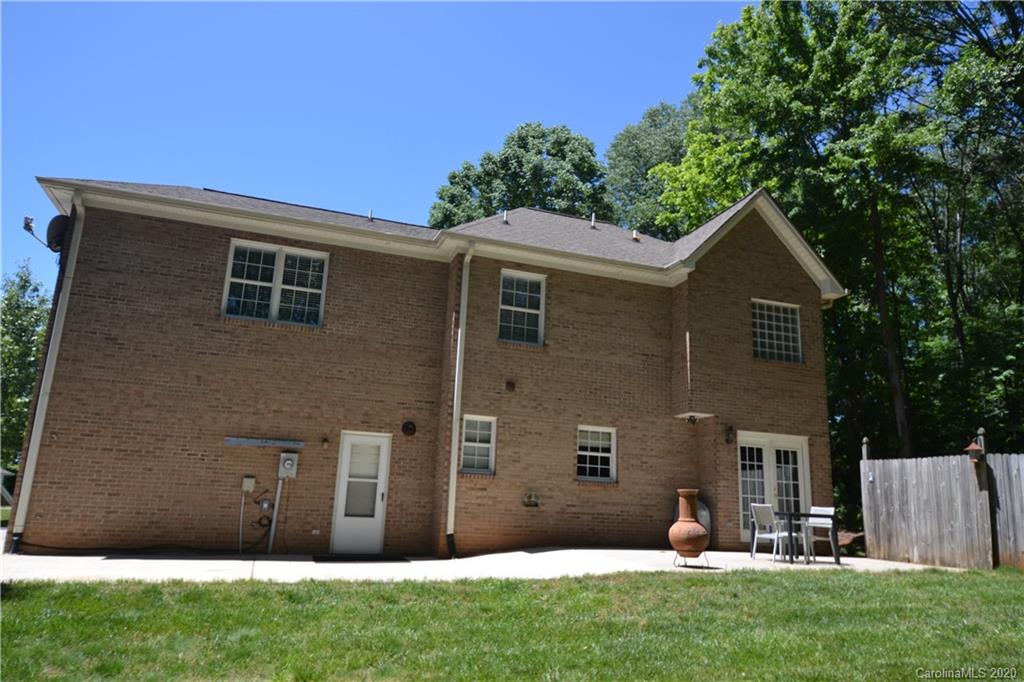5625 Plantation Ridge Road Charlotte, NC 28214 - Photo 6 of 26 Gallery Image 6