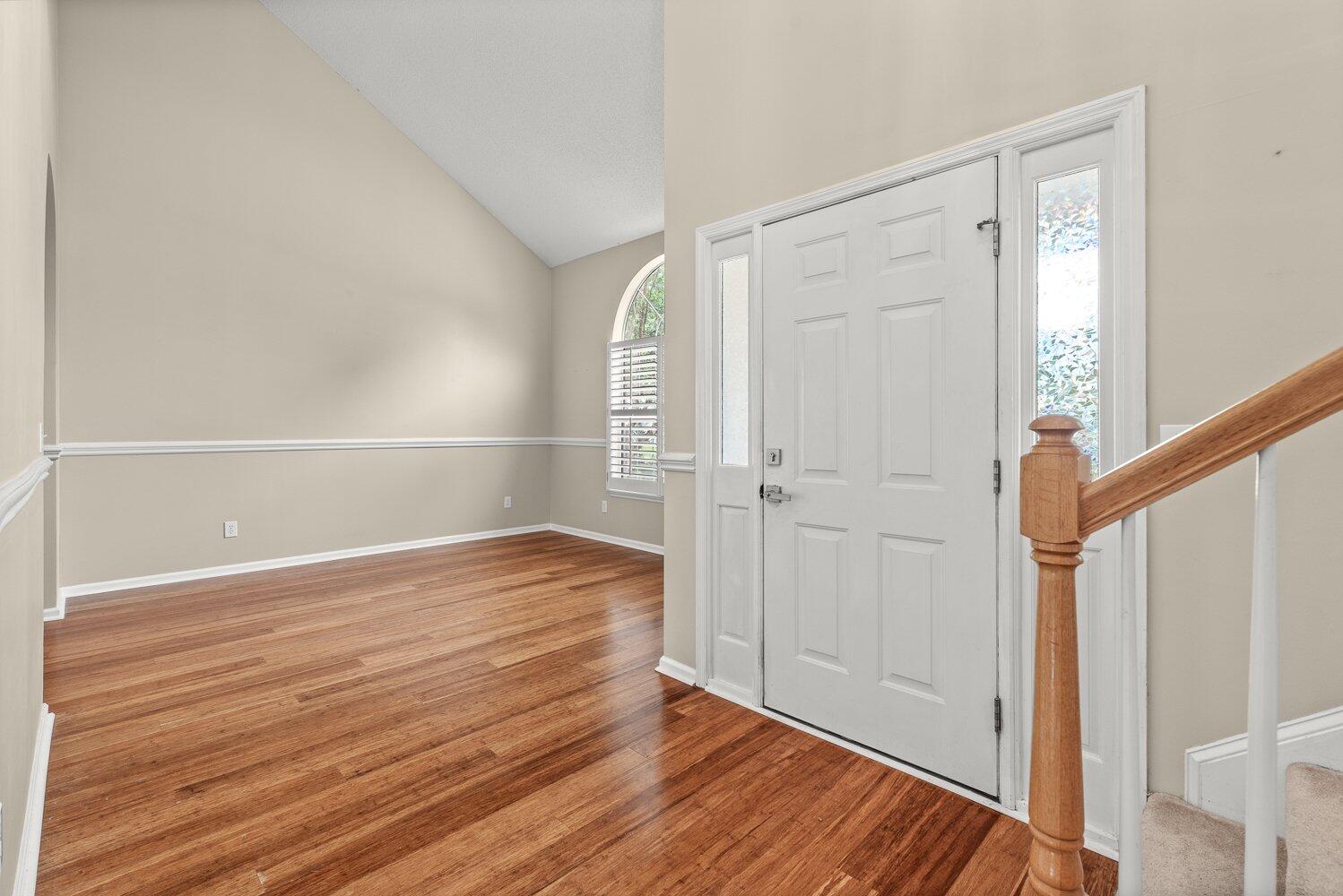 3537 Springmire Court Charleston, SC 29414 - Photo 6 of 19 3537 Springmire-3 foyer dining