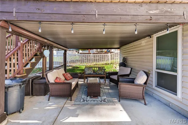 $325,000 | 1095 Schumacher Road, Fenton, MO 63026