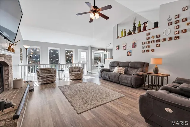 $325,000 | 1095 Schumacher Road, Fenton, MO 63026