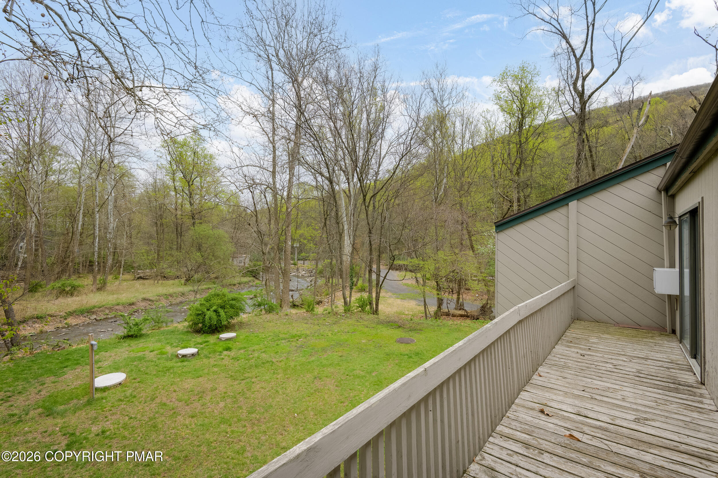 145 Ridge Drive Tannersville, PA 18372 - Photo 11 of 29 011-145ridge-mbertsch
