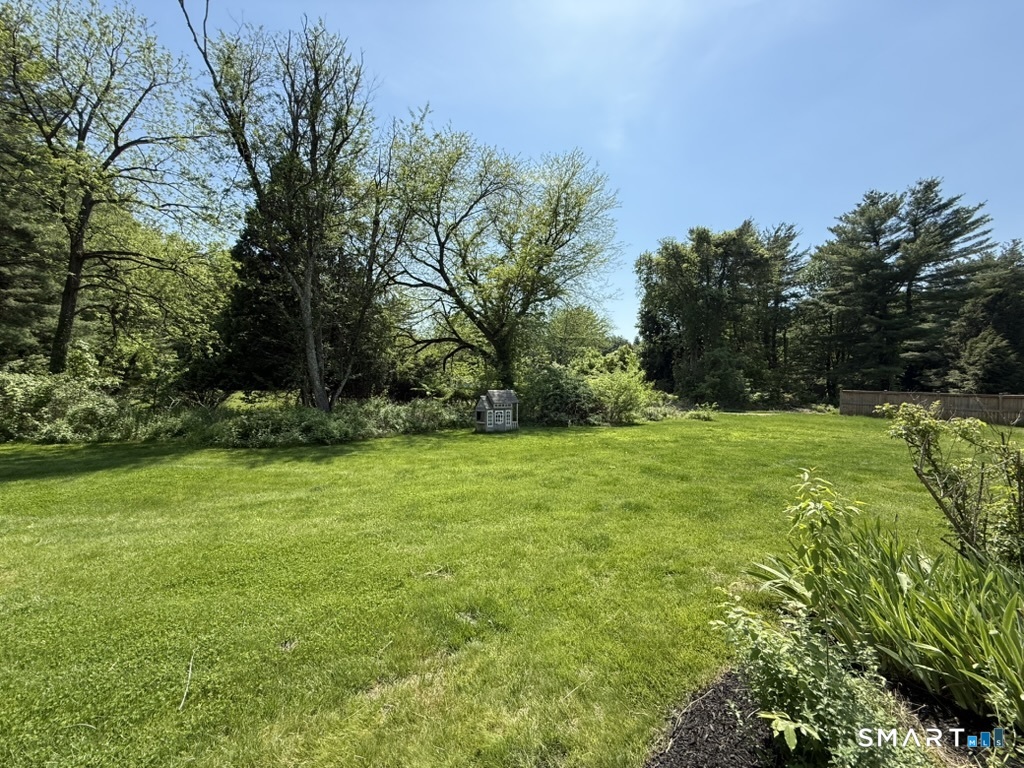 181 Farms Village Road Simsbury, CT 06092 - Photo 8 of 8